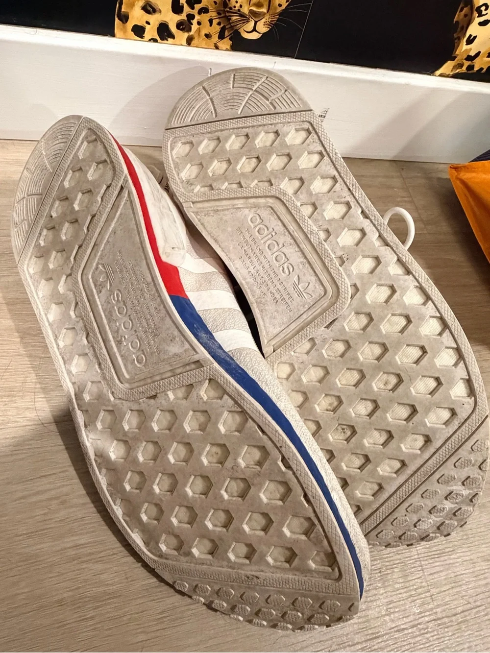 adidas NMD R1 V2 white lush White Low-Top Sneakers with Blue & Red Accents size - Picture 7 of 13